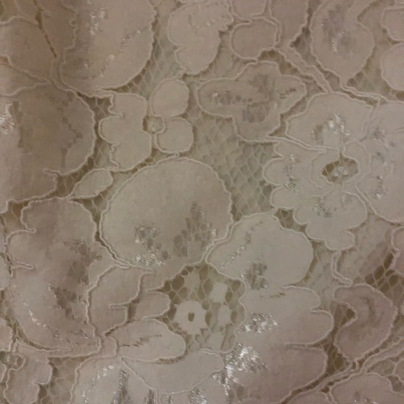 WAYF Cream Lace Long Sleeve Crop - Picture 4 of 4